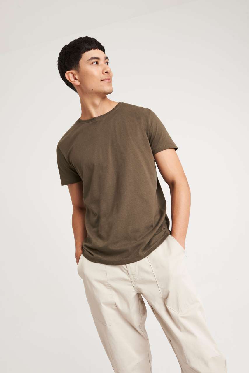 EA001 - CASCADES ORGANIC TEE