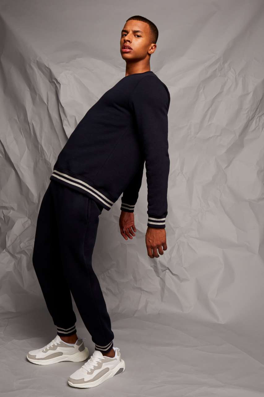 FR840 - SWEAT WITH STRIPE CUFFS