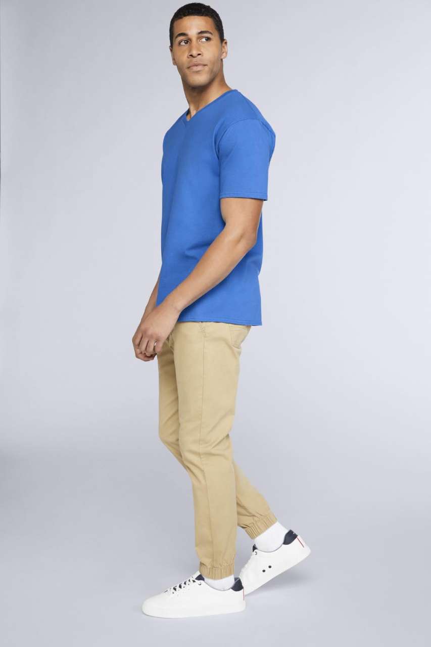 GI41V00 - PREMIUM COTTON® ADULT V-NECK T-SHIRT