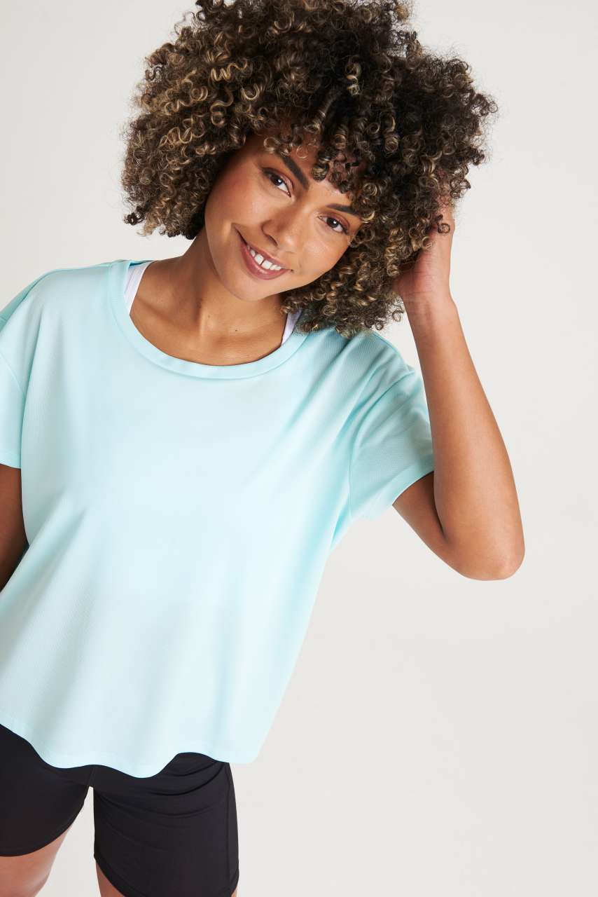 JC013 - WOMEN'S OPEN BACK T