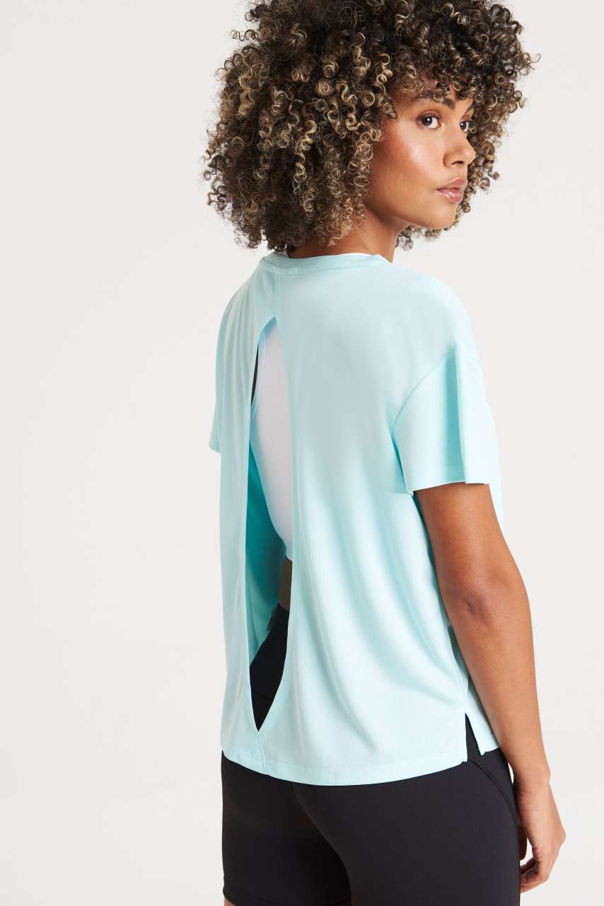 JC013 - WOMEN'S OPEN BACK T