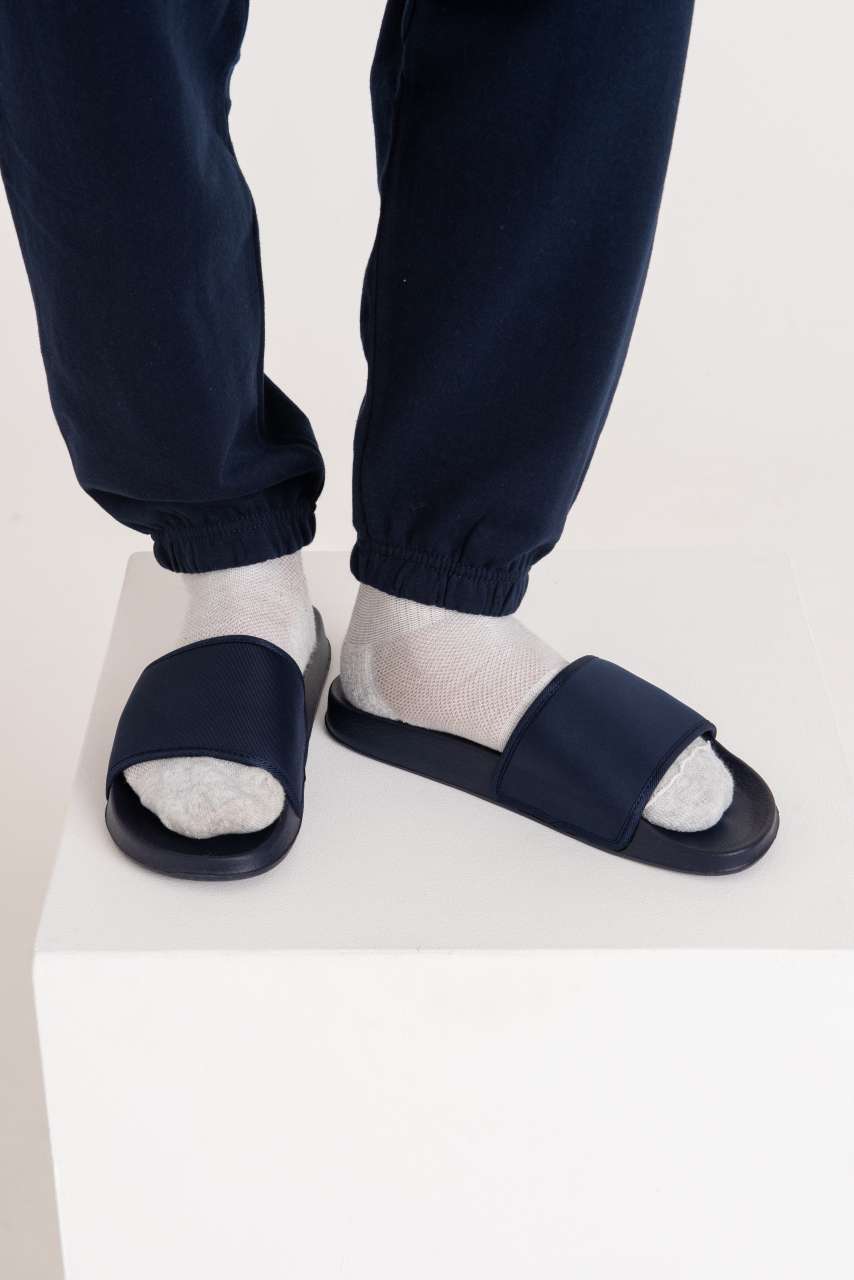 JC092 - COOL SLIDERS