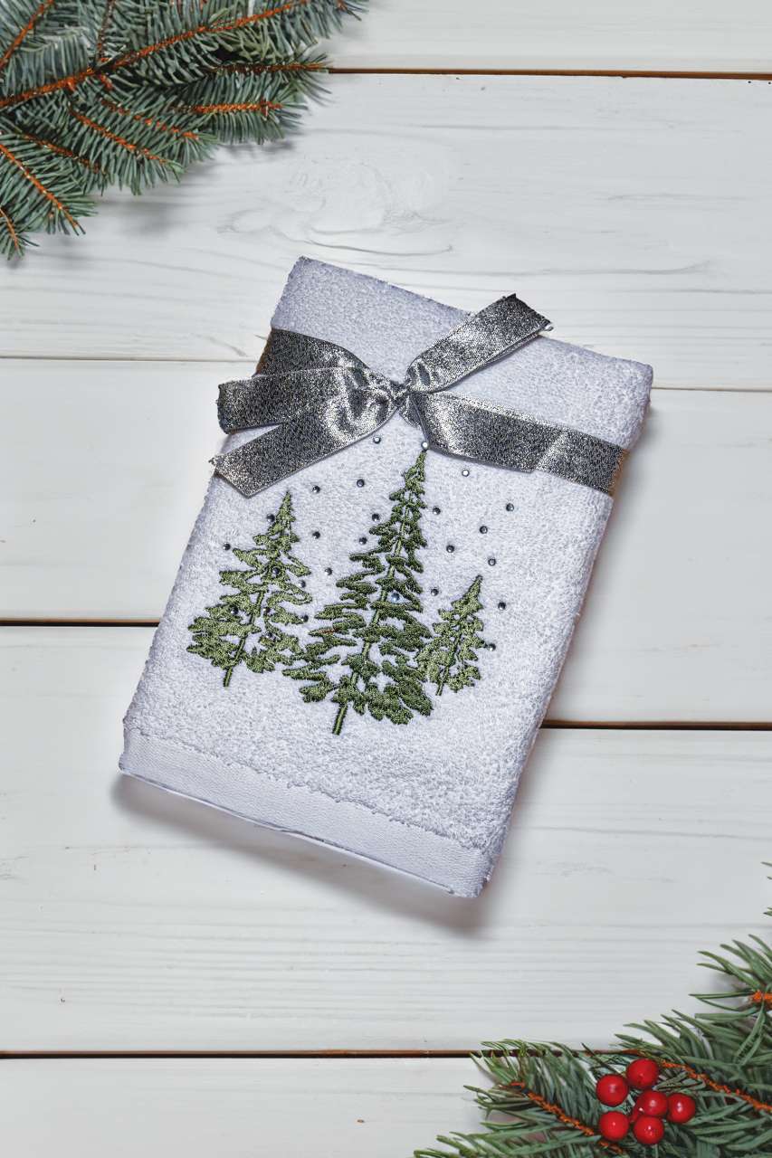 OLXMAS11 - OLIMA CHRISTMAS TOWEL - PINE FOREST