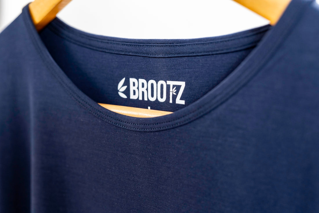 a close up of a black hat