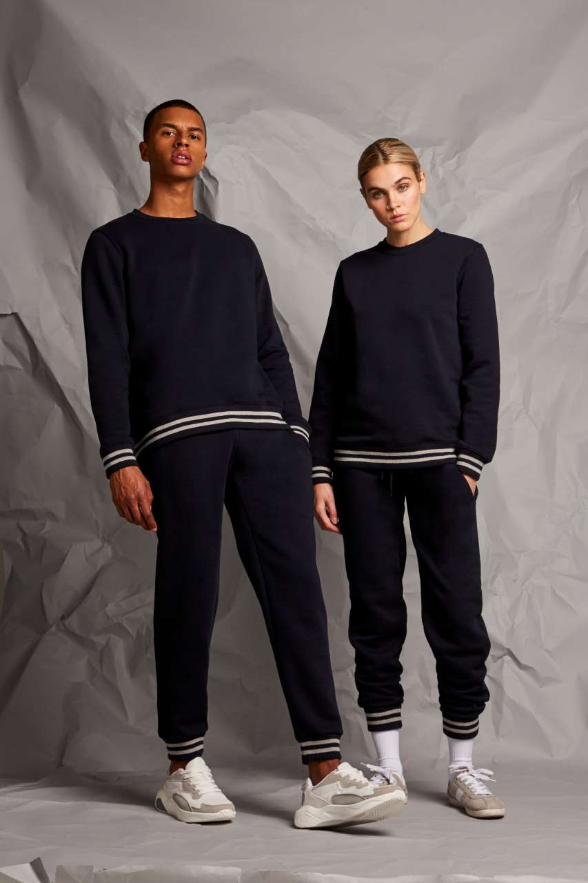 FR840 - SWEAT WITH STRIPE CUFFS