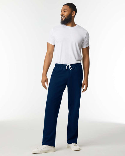 GI18400 - HEAVY BLEND™ ADULT OPEN BOTTOM SWEATPANTS