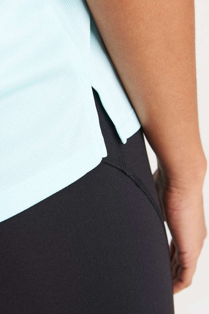 JC013 - WOMEN'S OPEN BACK T