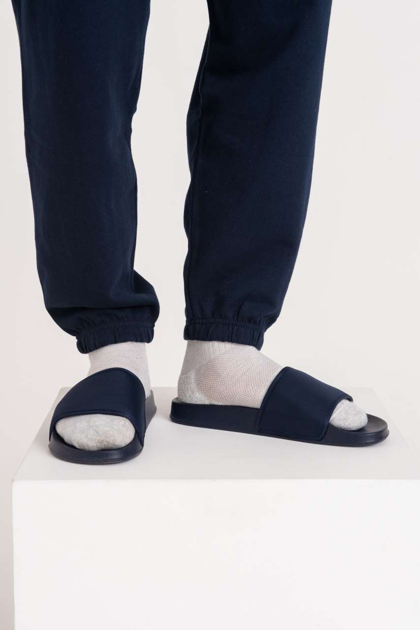 JC092 - COOL SLIDERS