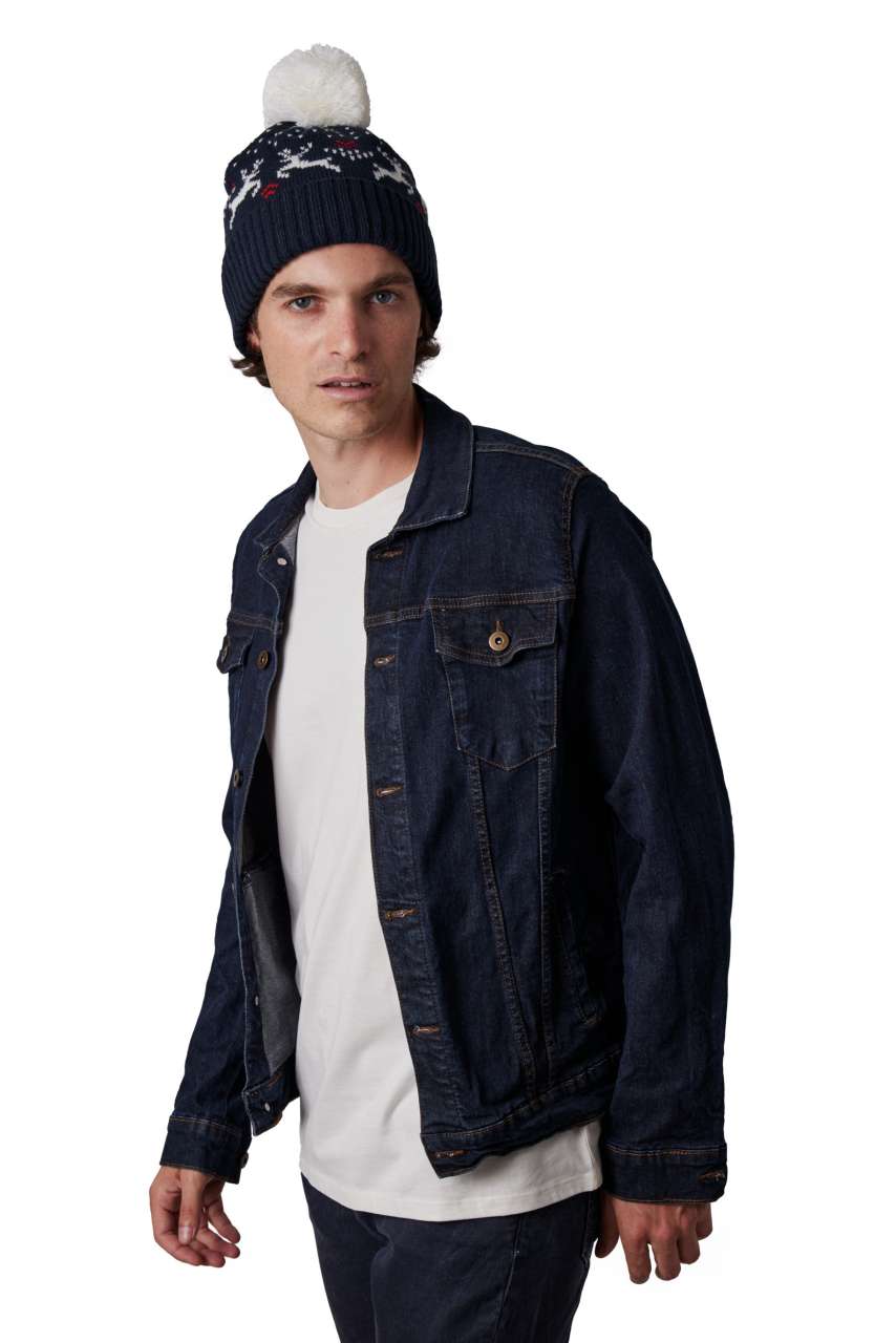 KP512 - WINTER BEANIE WITH REINDEER DESIGN