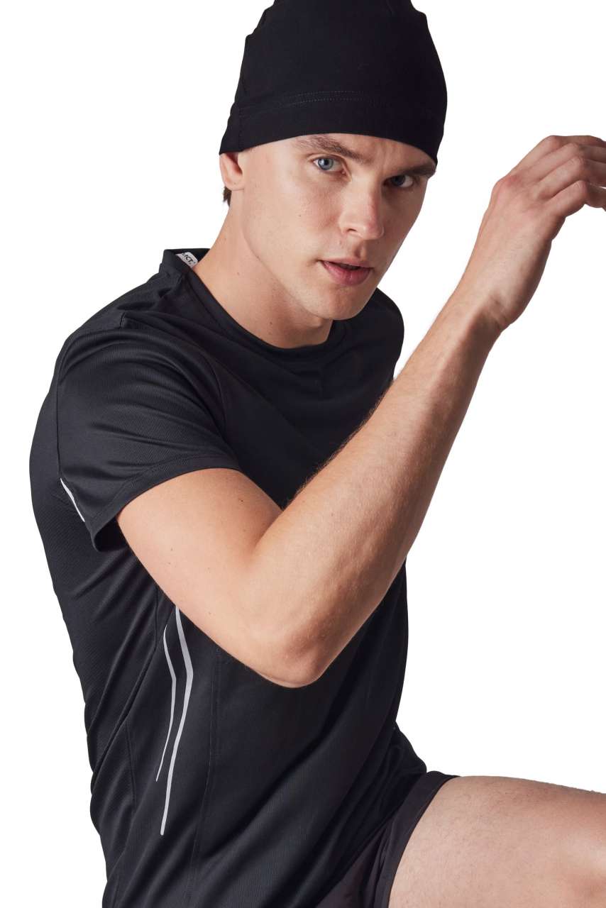 KP535 - SPORTY FITTED BEANIE