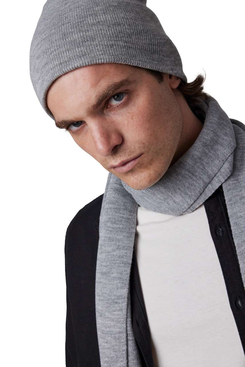KP549 - KNITTED BEANIE