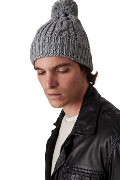 KP550 - KNITTED BEANIE