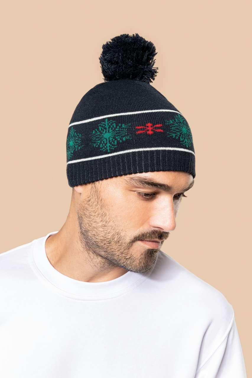 KP558 - BEANIE WITH CHRISTMAS PATTERNS