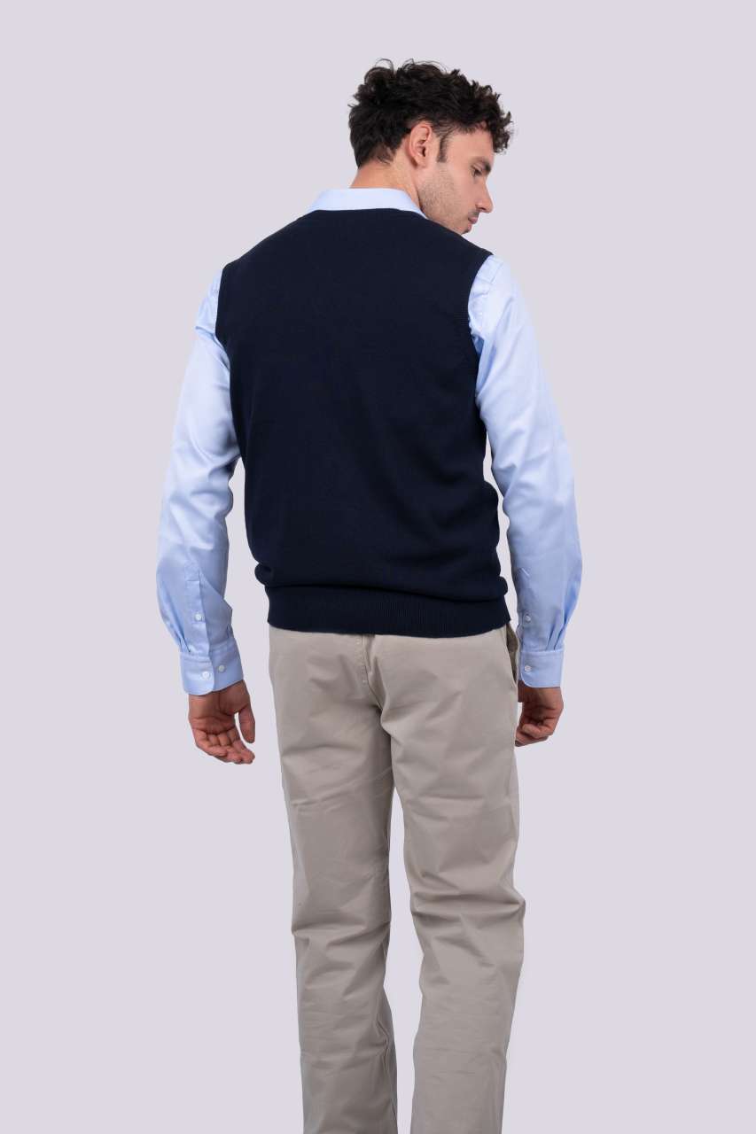 LE980 - MEN’S V-NECK SLEEVELESS PULLOVER FINE GAUGE COTTON