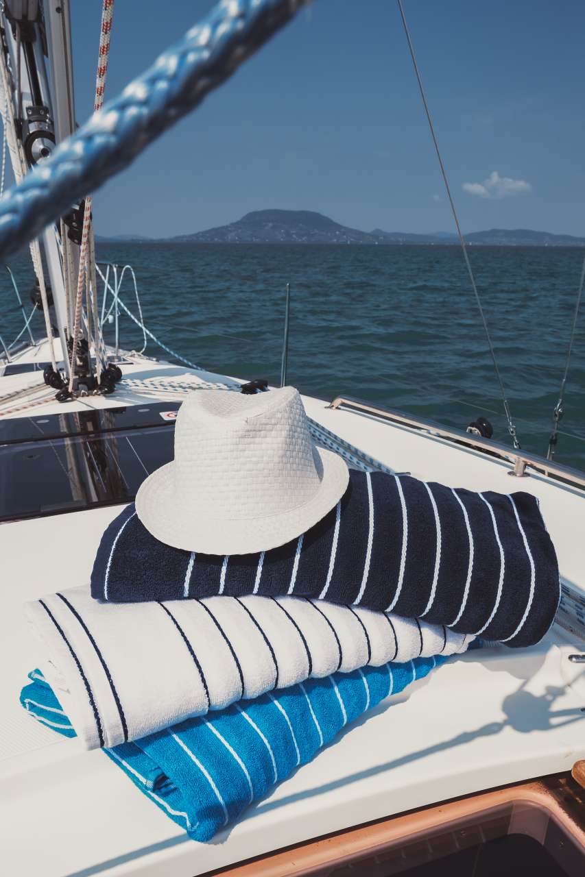 OL2000 - OLIMA BEACH STRIPED TOWEL