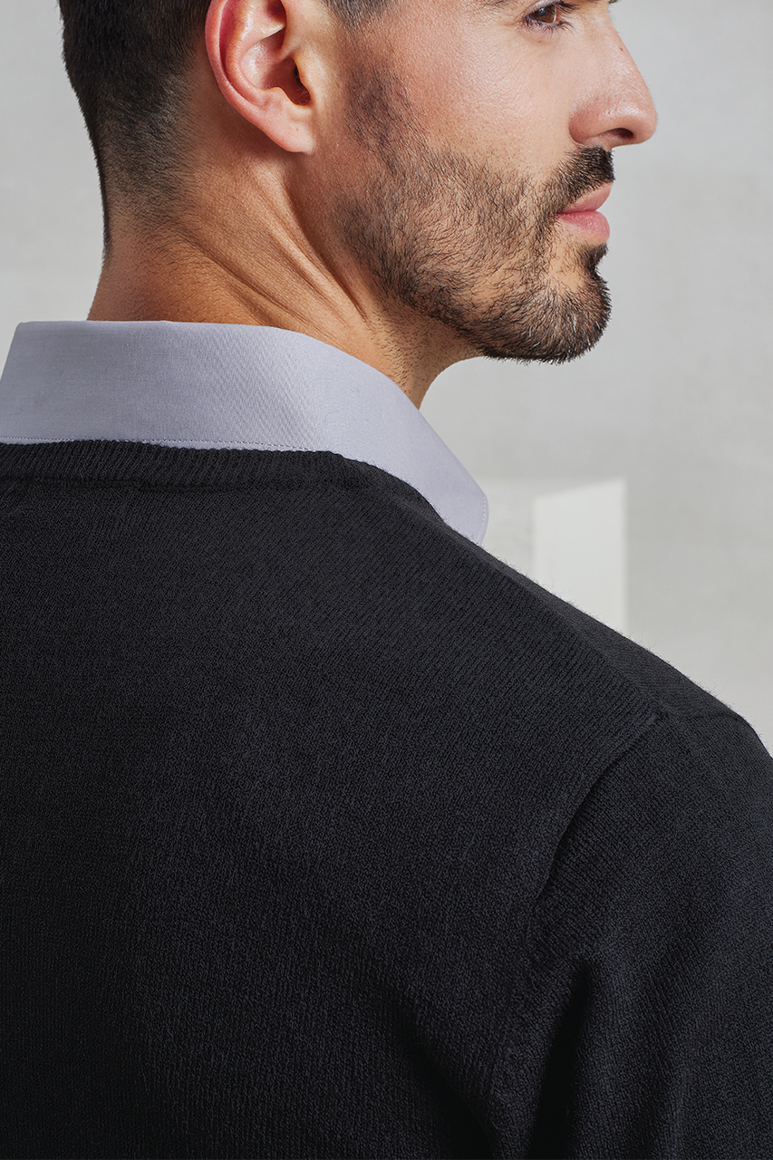 PR400 - 'ESSENTIAL' ACRYLIC MEN'S V-NECK SWEATER