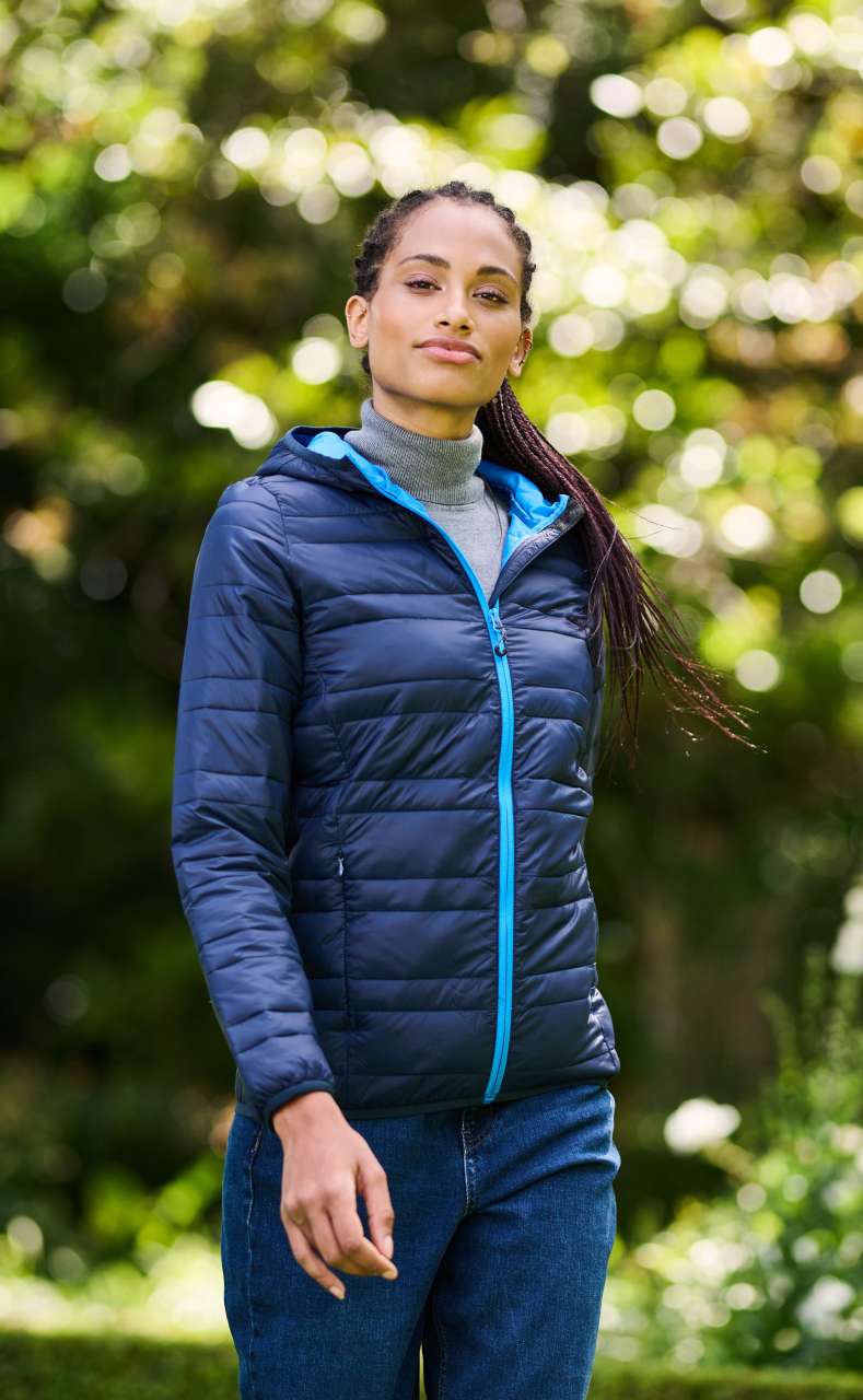 RETRA531 - WOMENS HOODED PACKAWAY FIREDOWN JACKET