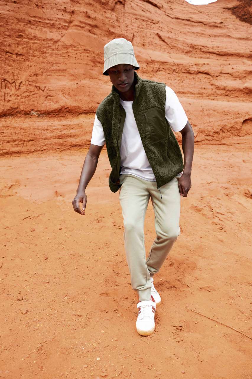 SO04041 - SOL'S FURY BW